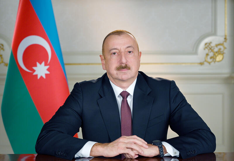 Президент Ильхам Алиев поздравил азербайджанский народ с праздником Гурбан