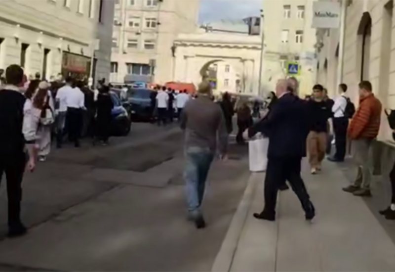 В центре Москвы эвакуировали торговый центр